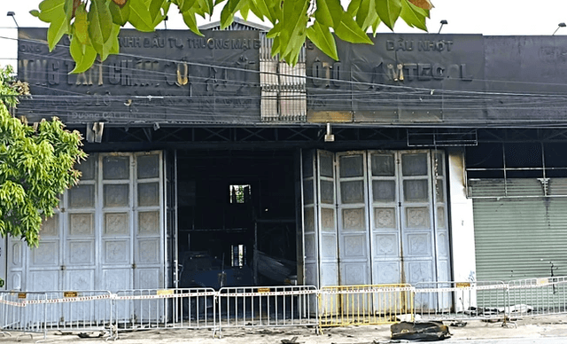 Cháy gara ô tô ở Ninh Bình, một thợ sơn tử vong